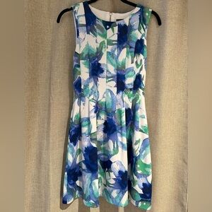 Vince Camuto Women’s Floral Blue and Green Dress